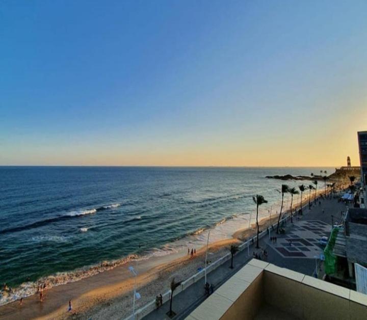 Belissimo Flat Direto Na Praia Da Barra - Flat Beira Mar No Circuito Do Carnaval Сальвадор Экстерьер фото